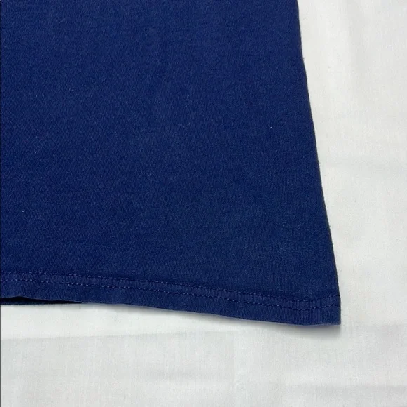 Gildan heavy cotton Wolfpack howl blue size medium short sleeve graphic tee - Picture 14 of 16